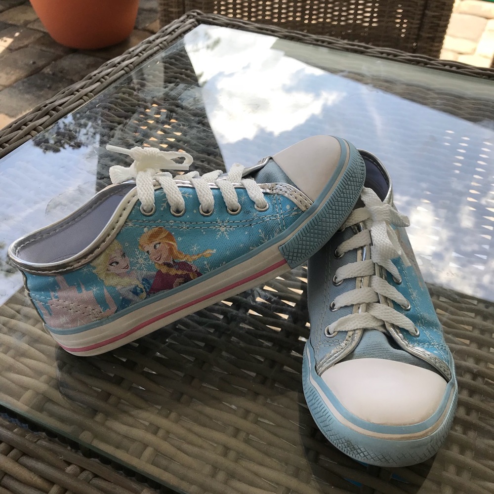 Kids converse style Disney Frozen shoes size 12